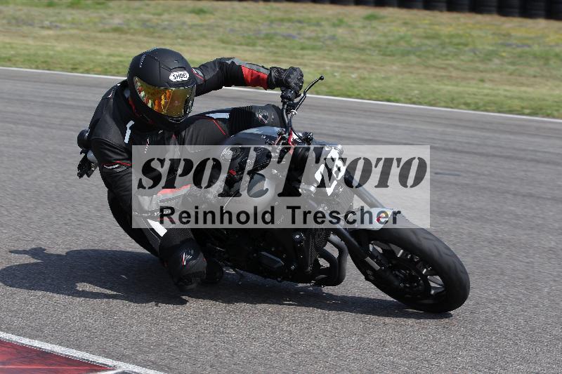 /Archiv-2022/12 22.04.2022 Discover the Bike ADR/Race 3/28